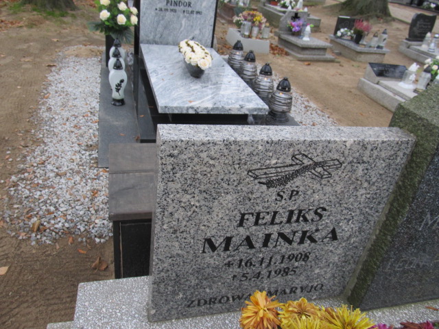 Feliks Mainka 1908 Trzcinica - Grobonet - Wyszukiwarka osób pochowanych