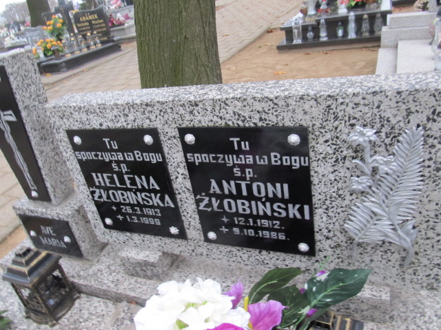 Antoni Żłobiński 1912 Trzcinica - Grobonet - Wyszukiwarka osób pochowanych